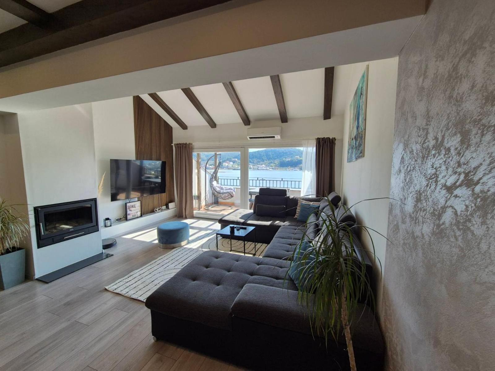 Guest House Galeb2 Supetarska Draga Ngoại thất bức ảnh