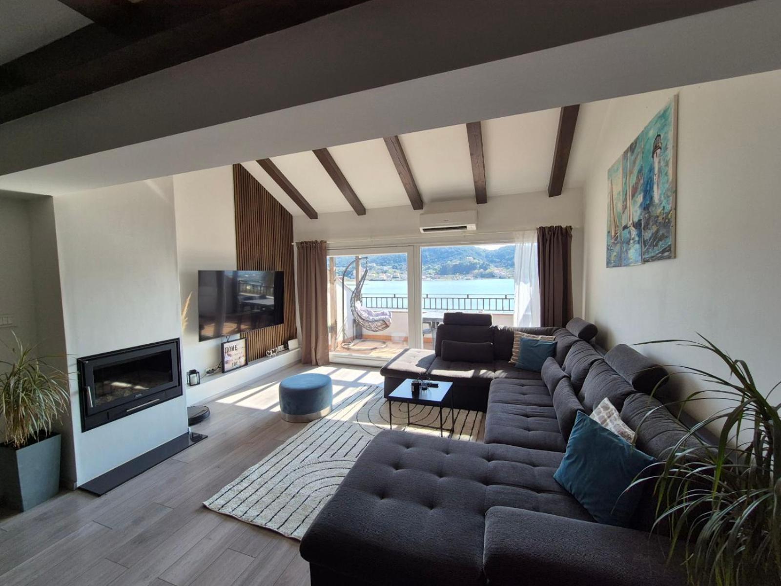 Guest House Galeb2 Supetarska Draga Ngoại thất bức ảnh