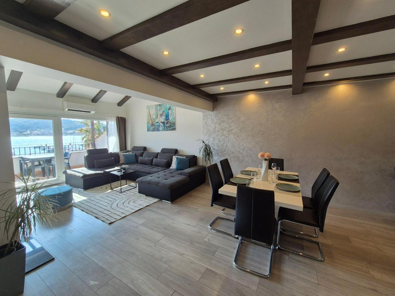Guest House Galeb2 Supetarska Draga Ngoại thất bức ảnh